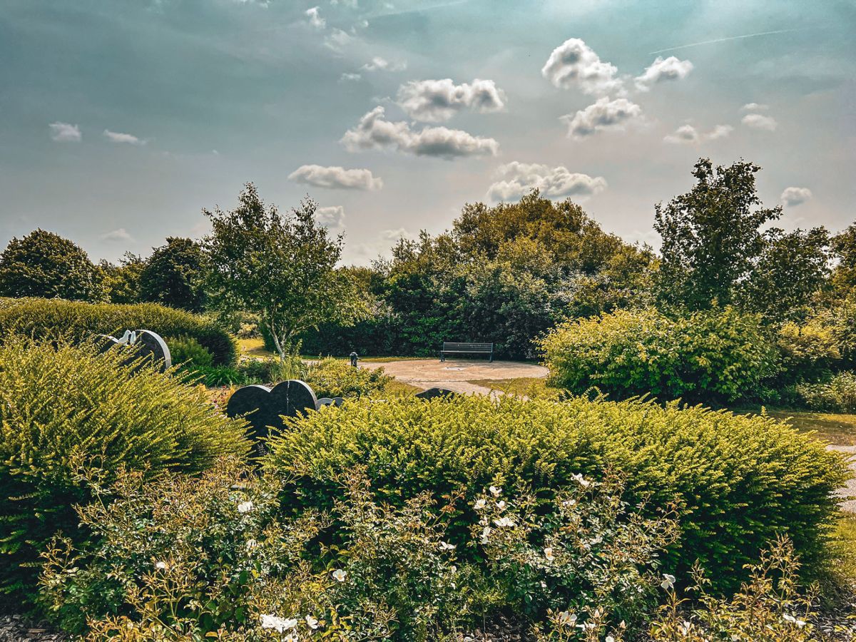 GRAVELINES, Cimetière du Nord Banc